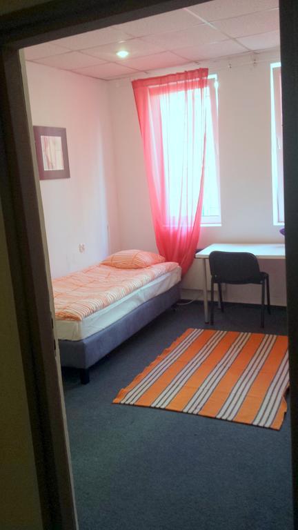 Hostel Erasmus House Warschau Zimmer foto